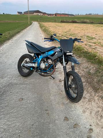 Derbi drd, Fietsen en Brommers, Brommers | Derbi, Ophalen, Zo goed als nieuw