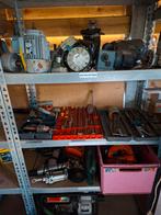 Allemaal motors en wat werk gerief, Ophalen