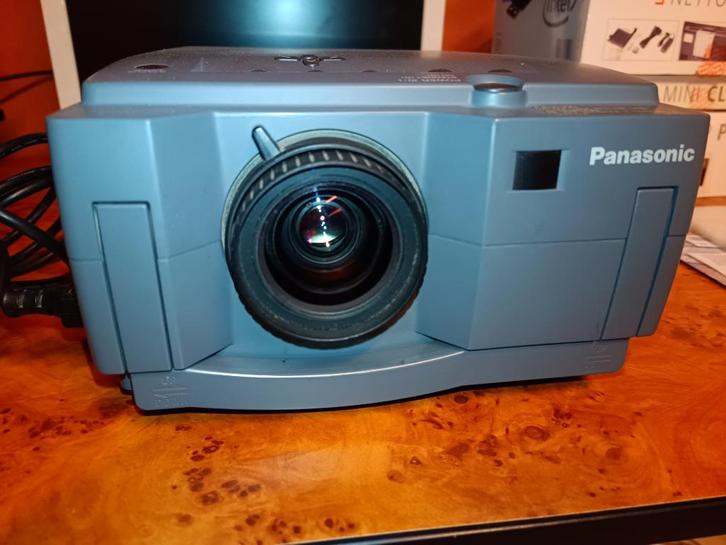 PC projector Panasonic, Audio, Tv en Foto, Beamers, Gebruikt, LCD, HD (720), Ophalen