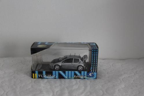 Peugeot 206 oldtimer in een doos, Hobby en Vrije tijd, Modelauto's | Overige schalen, Zo goed als nieuw, Auto, Ophalen