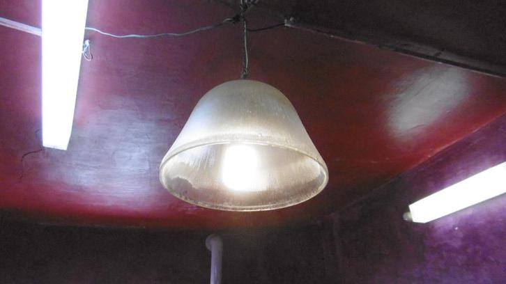 suspension holophane massive, Antiek en Kunst, Curiosa en Brocante, Ophalen