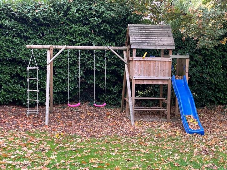 Speelhuisje, Kinderen en Baby's, Speelgoed | Buiten | Speelhuisjes, Zo goed als nieuw, Hout, Ophalen