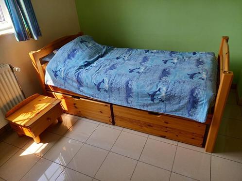 lit simple en bois & table de chevet, Huis en Inrichting, Slaapkamer | Bedden, Zo goed als nieuw, Eenpersoons, 80 cm, 200 cm, Hout
