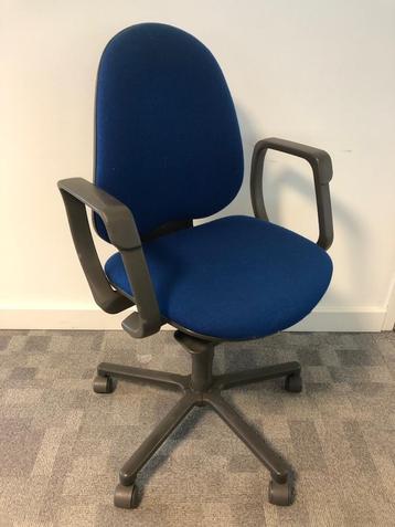 Ergonomische bureaustoelen: Comforto REG. NR. 1596-01 beschikbaar voor biedingen