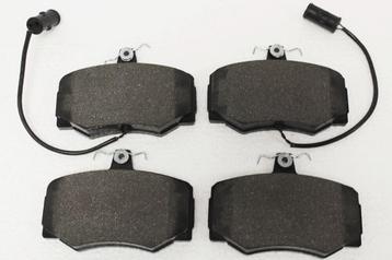 NIEUW Remblokken set Jaguar XJ40  JLM577 - JLM11685 beschikbaar voor biedingen