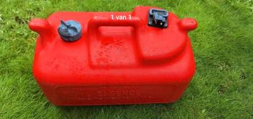 Stevige benzinetank 24liter. beschikbaar voor biedingen