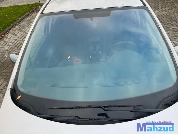 PEUGEOT 307 hatchback voorraam voorruit 2001-2009, Auto-onderdelen, Ruiten en Toebehoren, Peugeot, Gebruikt, Ophalen