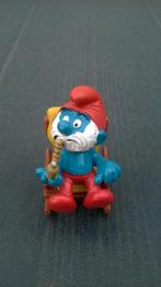 Superschtroumpf Grand Schtroumpf fauteuil à bascule 4.0228, Collections, Schtroumpfs, Enlèvement ou Envoi, Utilisé, Grand Schtroumpf