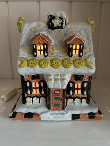 Kersthuisje/peperkoekenhuisje beschikbaar voor biedingen