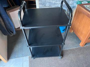 Trolley/ verplaatsbaar rek/ tv meubel/ mobiel kastje beschikbaar voor biedingen