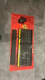 Clavier, souris et tapis de souris bon état !, Ophalen of Verzenden