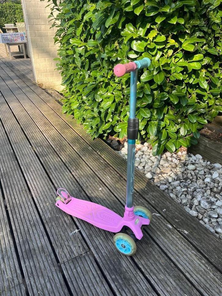 Trottinette Scooter 3 roues lumineuses Wonder View, Fietsen en Brommers, Steps, Zo goed als nieuw, Overige typen, Ophalen
