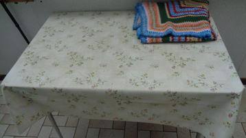 DIVERSES TABLES beschikbaar voor biedingen