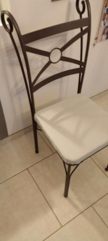 4 belles chaises de jardin terrasse balcon véranda  beschikbaar voor biedingen