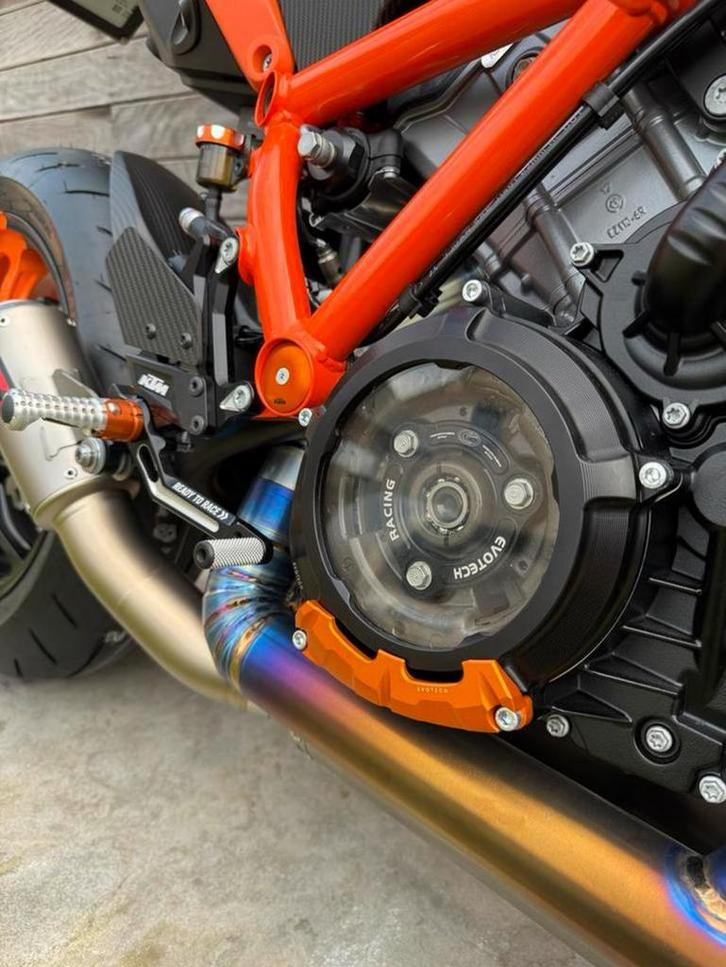 KTM Superduke 1290/1390 EVOTECH transpirant koppelingsdeksel, Motoren, Accessoires | Overige, Zo goed als nieuw, Ophalen of Verzenden