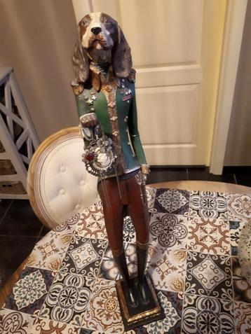 beeld van hond beschikbaar voor biedingen