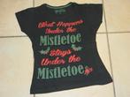 Een T-shirt Mistletoe, 8 jaar, Kinderen en Baby's, Kinderkleding | Maat 128, Ophalen of Verzenden, Gebruikt, Meisje, Shirt of Longsleeve