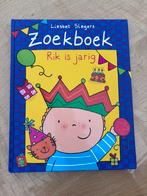 Liesbet Slegers - Zoekboek Rik is jarig, Ophalen, Zo goed als nieuw, Liesbet Slegers