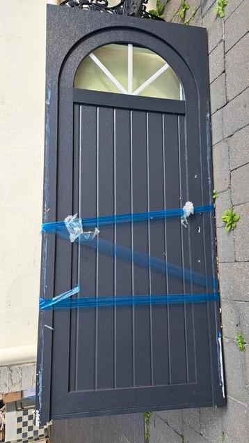 PVC deur Deceuninck B 980 x H 2220 mm beschikbaar voor biedingen