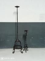 Koppel smeedijzeren Kandelaars, Ophalen