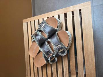 Superbes sandales vertes taille 41 état neuf, Enlèvement ou Envoi, Comme neuf, Trend One, Vert