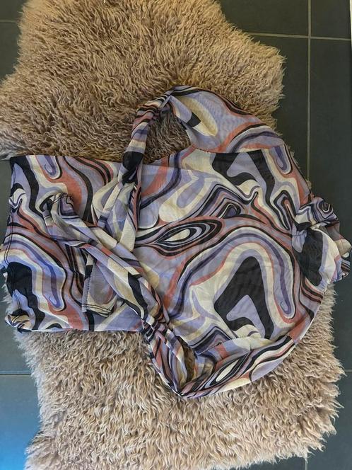 Kleurrijk en luchtig Lila Shirtje - maat S, Kleding | Dames, T-shirts, Nieuw, Maat 36 (S), Paars, Lange mouw, Verzenden