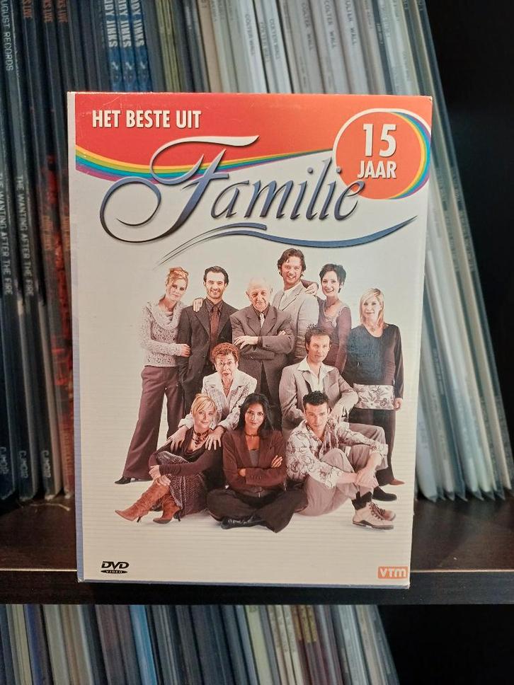 Het Beste uit Familie – 15 jaar (DVD Box Set), Cd's en Dvd's, Dvd's | Tv en Series, Zo goed als nieuw, Drama, Boxset, Alle leeftijden