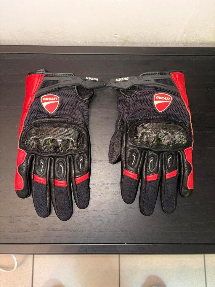 Ducati/ Alpinestars zomer motor handschoenen, Motoren, Kleding | Motorkleding, Handschoenen, Ophalen