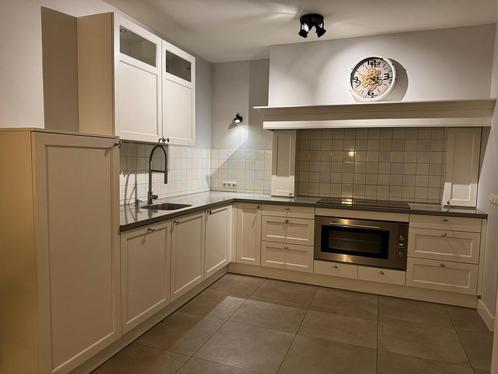 Nette Landelijke Hoekkeuken + Apparatuur + GEDEMONTEERD, Huis en Inrichting, Keuken | Complete keukens, Hoekkeuken, Composiet