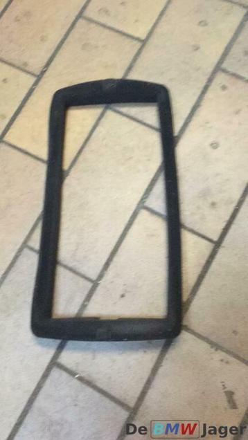 afsluitrubber middenconsole BMW 7 serie E65 E66 51167018120 beschikbaar voor biedingen