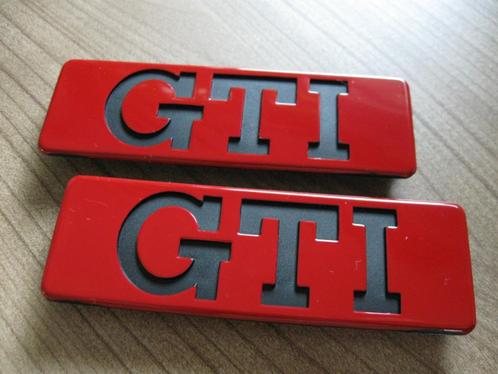 Logo Golf 2 GTI pour les cadres latéraux étroits : NOUVEAU, Autos : Pièces & Accessoires, Carrosserie & Tôlerie, Volkswagen, Avant