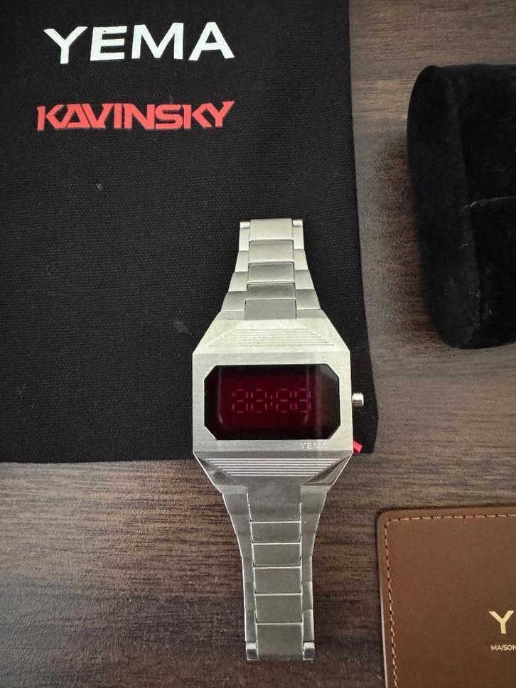À vendre : Yema Kavinsky Silver — Full Set — 550€, Handtassen en Accessoires, Horloges | Heren, Zo goed als nieuw, Polshorloge