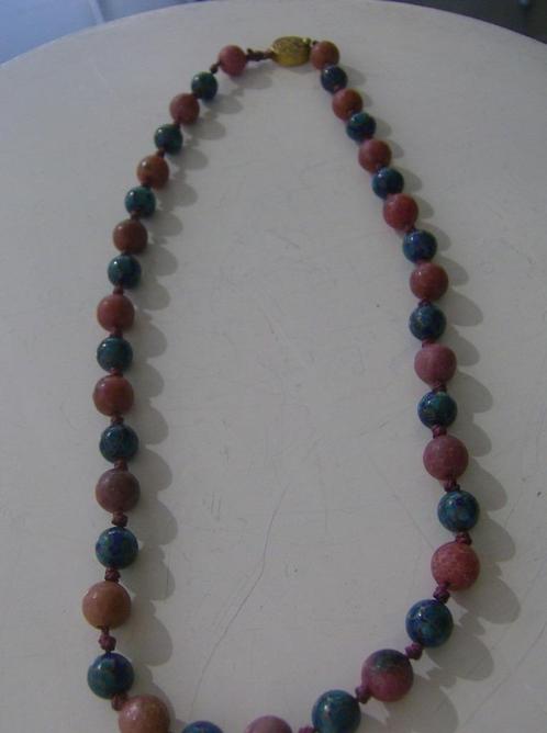 Ketting met cloisonne kralen en rhodoniet kralen - Handgekno, Handtassen en Accessoires, Kettingen, Blauw, Ophalen of Verzenden