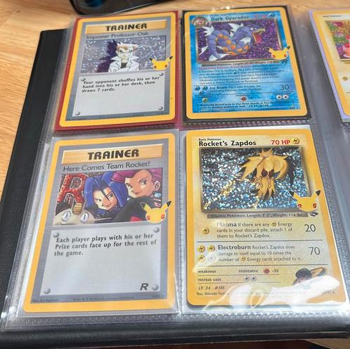 Specials Celebrations Pokémon kaarten, Hobby & Loisirs créatifs, Jeux de cartes à collectionner | Pokémon, Enlèvement ou Envoi