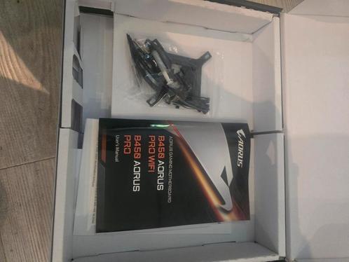 GIGABYTE B450 AORUS PRO (rev. 1.0), Computers en Software, Moederborden, Zo goed als nieuw, AMD, DDR4, Ophalen of Verzenden