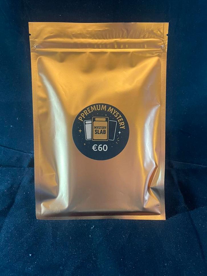 Pokemon Mystery Bags, Hobby en Vrije tijd, Verzamelkaartspellen | Pokémon, Zo goed als nieuw, Meerdere kaarten, Foil, Ophalen of Verzenden