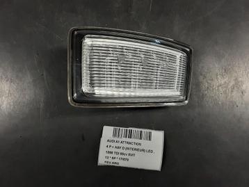 FEU ARRIÈRE GAUCHE A1 Sportback (8XA / 8XF) (8X0945095), Utilisé, Audi