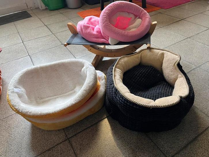 Kattenmandjes en hangmat, Dieren en Toebehoren, Kattenmanden, Zo goed als nieuw, Ophalen