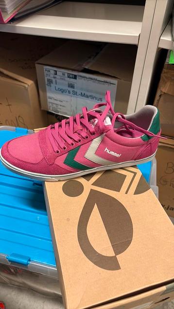 Schoenen beschikbaar voor biedingen