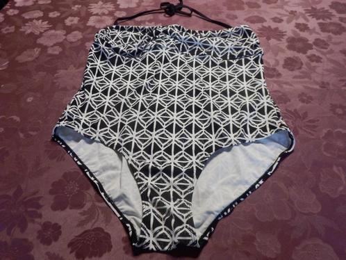 (73) - maillot femme t.46  noir blanc, Kleding | Dames, Badmode en Zwemkleding, Zo goed als nieuw, Badpak, Zwart, Ophalen of Verzenden