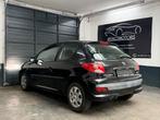 Peugeot 206+ Trendy 1.1 Benzine 45.000 KM 2010, Auto's, Voorwielaandrijving, Stof, 4 cilinders, Zwart