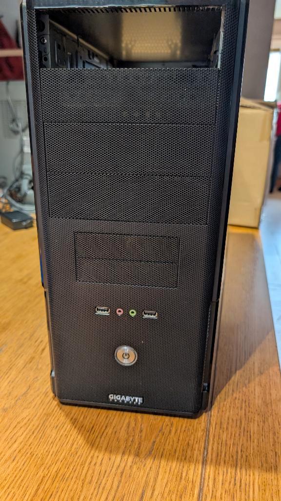 Intel i5 Desktop met 2 GPU’s – ideaal voor retro gaming, Computers en Software, Desktop Pc's, Gebruikt, 3 tot 4 Ghz, HDD, SSD