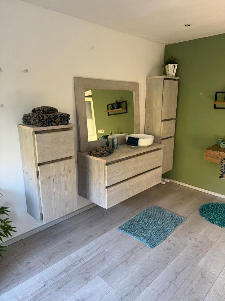 Badkamer inrichting | Badkamermeubel | Spiegel | kasten, Huis en Inrichting, Badkamer | Badkamermeubels, Nieuw, Wastafelkast, Minder dan 100 cm
