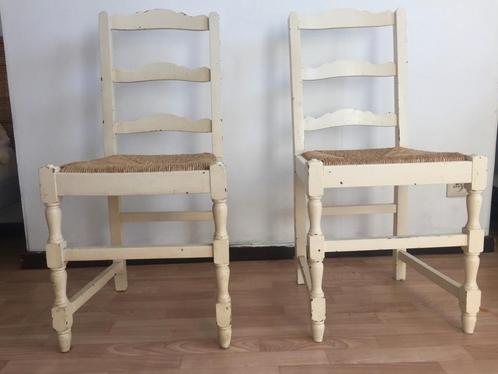 Schitterende Vintage Brutalist stoelen met wit gepatineerd r, Antiek en Kunst, Antiek | Meubels | Stoelen en Sofa's, Ophalen
