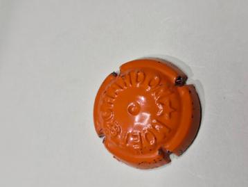 Champagne capsules.  beschikbaar voor biedingen