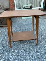 Vintage tv tafeltje met wieltjes, Ophalen