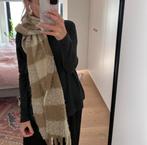 Bruine en beige sjaal, Ophalen of Verzenden, Gedragen, Sjaal