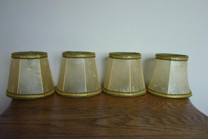 Lotje van 4 lampenkapjes in varkensblaas, Huis en Inrichting, Lampen | Lampenkappen, Gebruikt, Minder dan 25 cm, Rond, Groen, Ophalen of Verzenden