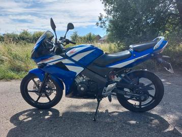 Honda Cbr125r, Permis Moto A1 minimum, 1 cylindre, 125 cm³, Jusqu'à 11 kW