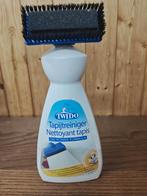 Tapijtreiniger, Ophalen, Schoonmaakmiddel